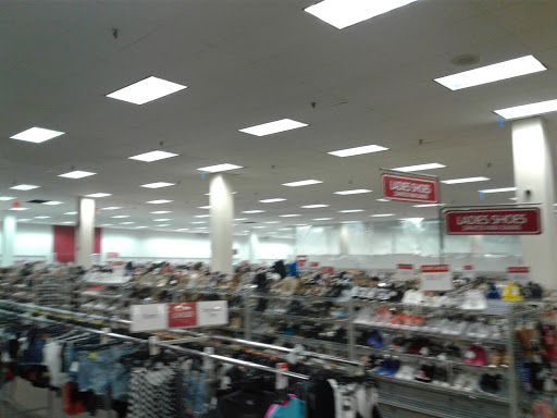 Clothing Store «Burlington Coat Factory», reviews and photos, 271 Cottage Grove Rd, Bloomfield, CT 06002, USA