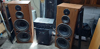 Razzle's Vintage Audio - Photo 5 - Car repair in Superior, WI, Duluth