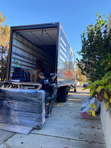Clutch Moving Company image