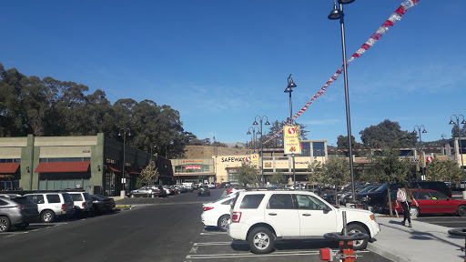 Shopping Mall «Shops at the Ridge», reviews and photos, 5100 Broadway, Oakland, CA 94611, USA