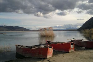 Lake Vegoritida image