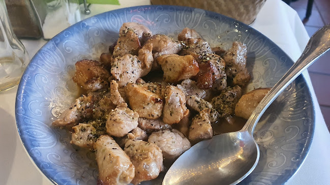 Άσπρο Άλογο Ουζερί-Ψαροταβέρνα Ανοιχτές ώρες