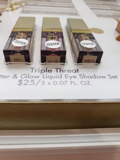 Hair Salon «Ulta Beauty», reviews and photos, 839 NW 12th St, Gresham, OR 97030, USA