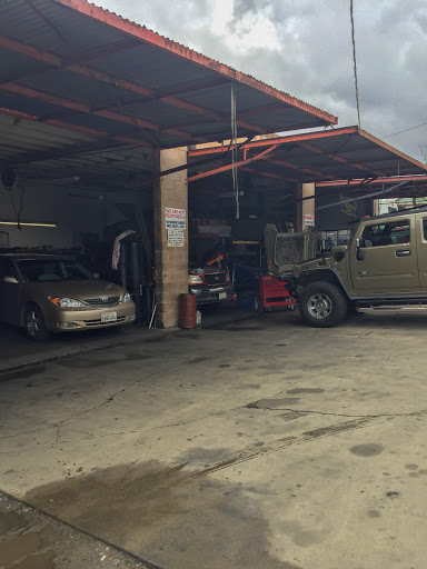 Mechanic «L&T Complete Auto Repair», reviews and photos, 2692 Main St, Riverside, CA 92501, USA