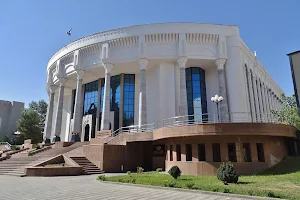 Uzbek National Academic Drama Theatre image