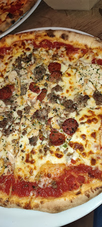 Pizza du Pizzeria Pizz'amore Saint-Priest - n°12