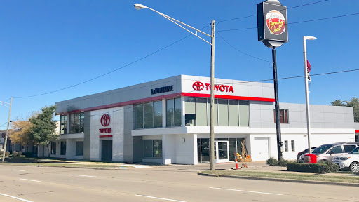 LaFontaine Toyota, 2027 S Telegraph Rd, Dearborn, MI 48124, USA, 