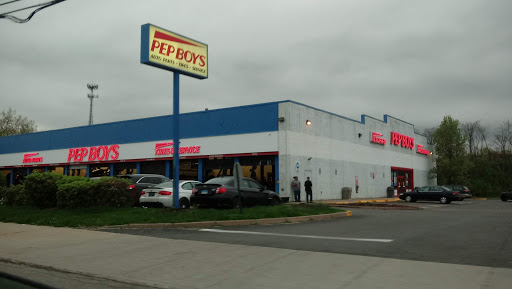 Auto Parts Store «Pep Boys Auto Parts & Service», reviews and photos, 1006 New Britain Ave, West Hartford, CT 06110, USA