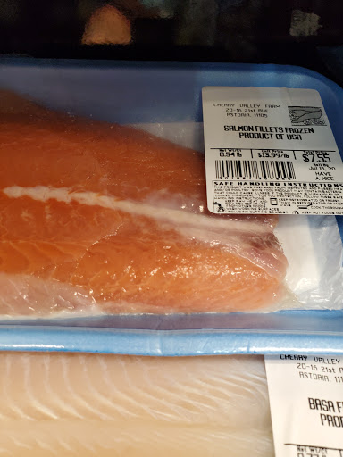 Supermarket «CHERRY VALLEY FARM SUPERMARKET», reviews and photos, 2016 21st Ave, Long Island City, NY 11105, USA