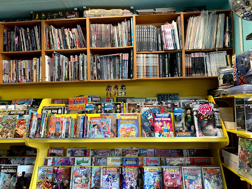 Book Store «Book Exchange & Comic Shop», reviews and photos, 807 Northlake Blvd, North Palm Beach, FL 33408, USA