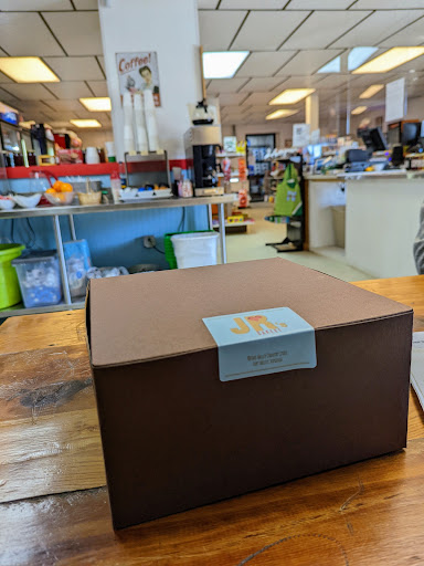 Grocery Store «Fort Valley Country Store», reviews and photos, 7091 Fort Valley Rd, Fort Valley, VA 22652, USA