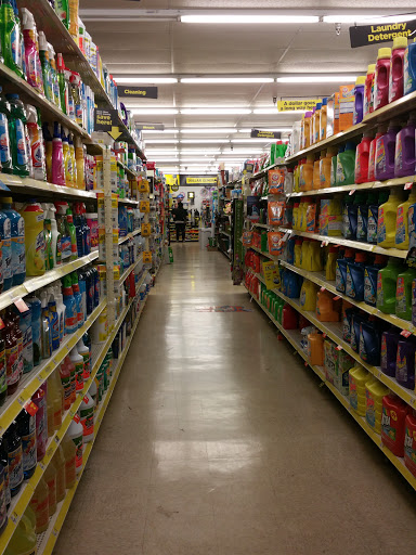 Discount Store «Dollar General», reviews and photos, 996 E Army Trail Rd, Carol Stream, IL 60188, USA