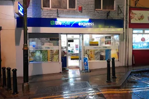 LIFESTYLE EXPRESS - INDIAN AND SRI LANKAN GROCERY AND CONVENIENCE STORE image