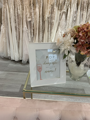 Bridal Shop «Here Comes The Dress», reviews and photos, 850 E 1050 N #101, Chesterton, IN 46304, USA