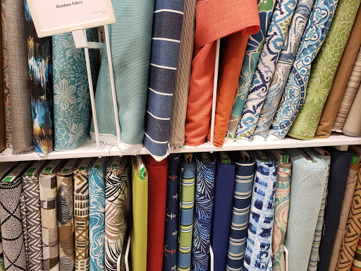 Shopping Mall «Park Place Shopping Center», reviews and photos, 17555 Southcenter Pkwy, Tukwila, WA 98188, USA