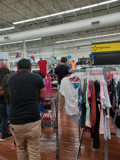 Department Store «Walmart Supercenter», reviews and photos, 17150 Gale Ave, City of Industry, CA 91745, USA