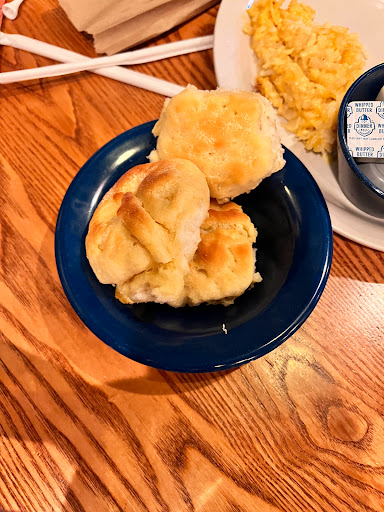 American Restaurant «Cracker Barrel Old Country Store», reviews and photos, 3701 Elmsley Ct, Greensboro, NC 27406, USA