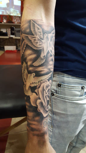 Tattoo Shop «Pork Chop», reviews and photos, 1356 James Jones Ave, Florence, SC 29505, USA