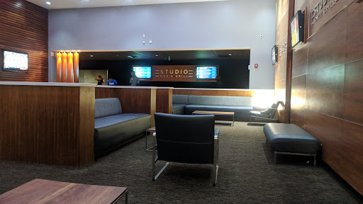Movie Theater «Studio Movie Grill», reviews and photos, 2880 Holcomb Bridge Rd, Alpharetta, GA 30022, USA