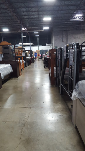 Furniture Store «American Freight Furniture and Mattress», reviews and photos, 4782 Muhlhauser Rd, Hamilton, OH 45011, USA