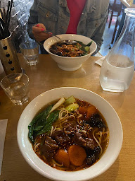 Photo n°28 de Grand Bol Larges Nouilles - 大碗宽面 à Paris ()