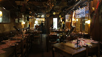 Atmosphère du Restaurant La Petite Savoie à Bordeaux - n°10