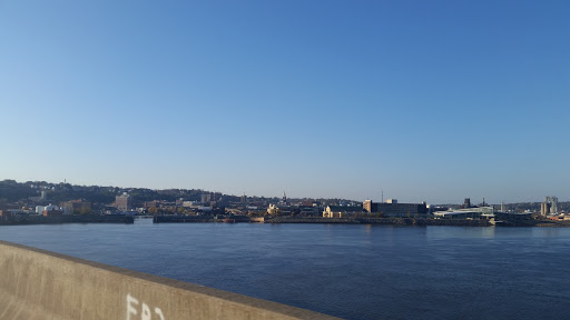 Beer Store «Vans Liquor Store», reviews and photos, 470 Sinsinawa Ave, East Dubuque, IL 61025, USA
