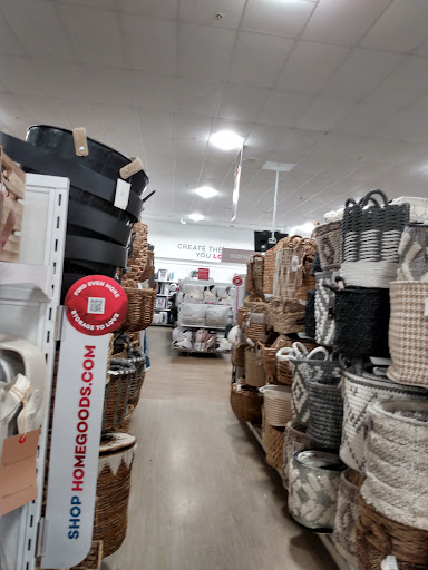 Department Store «HomeGoods», reviews and photos, 67 Newtown Rd, Danbury, CT 06810, USA
