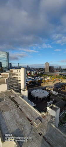 Tower Hamlets Re-use & Recycling Centre - Car dealer