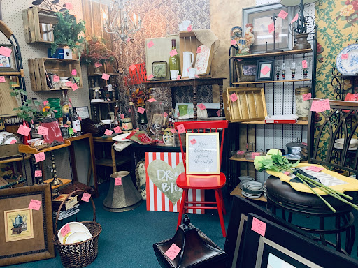 Antique Store «Treasures At Century Plaza», reviews and photos, 3702 Century Dr, Fort Smith, AR 72903, USA