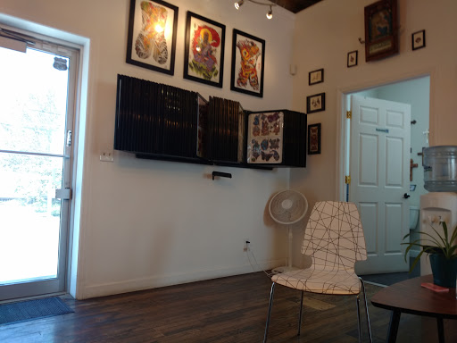 Tattoo Shop «Grinn & Barrett Tattoo and Piercing», reviews and photos, 3021 Leavenworth St, Omaha, NE 68105, USA