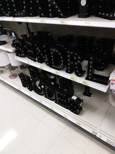 Department Store «Target», reviews and photos, 3050 N Lewis Ave, Waukegan, IL 60087, USA