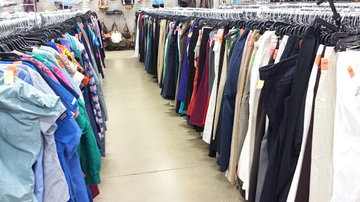 Thrift Store «Goodwill Store & Donation Center», reviews and photos, 539 Fort Hill Dr, Naperville, IL 60540, USA