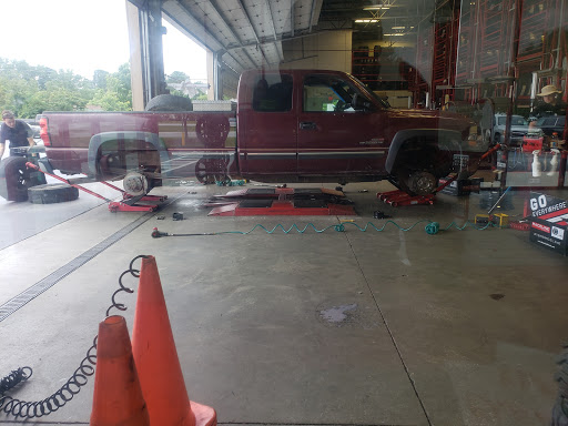 Tire Shop «Discount Tire Store - Loganville, GA», reviews and photos, 360 Athens Hwy, Loganville, GA 30052, USA