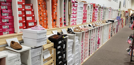 Shopping Mall «Wolf Ranch Town Center», reviews and photos, 1015 W University Ave, Georgetown, TX 78628, USA