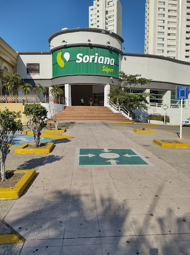 Soriana Súper Acapulco Sol