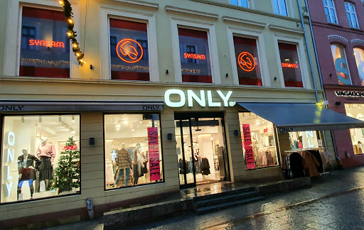 Butikker for å kjøpe vatterte vester for menn Oslo