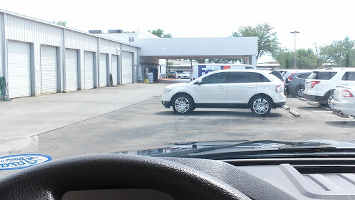 Car Dealer «Tamiami Ford», reviews and photos, 1471 Airport Pulling Rd N, Naples, FL 34104, USA