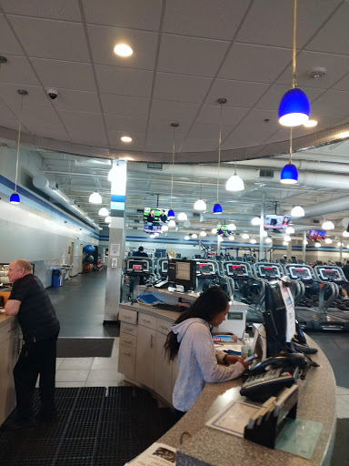 Health Club «Crunch - Stratford», reviews and photos, 1100 Barnum Ave, Stratford, CT 06614, USA