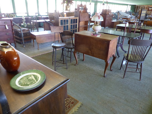 Antique Furniture Store «Hogback Vintage», reviews and photos, 260 Langdell Rd, Johnson, VT 05656, USA