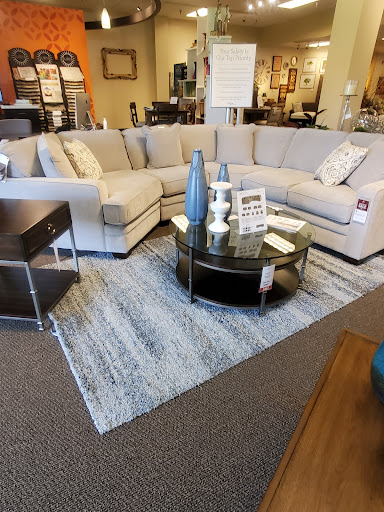 Furniture Store «La-Z-Boy», reviews and photos, 4030 US-1, Monmouth Junction, NJ 08852, USA