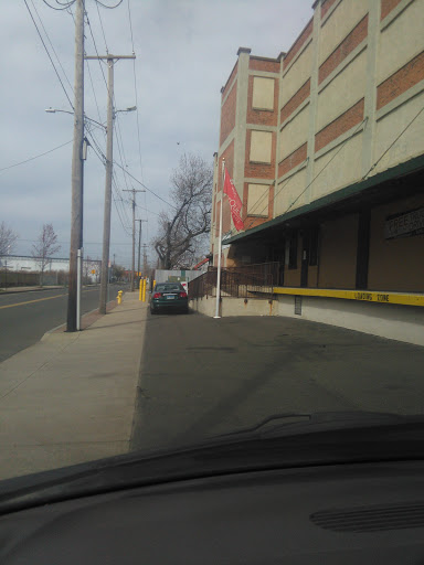 Self-Storage Facility «StorQuest Self Storage», reviews and photos, 140 Ferry St, New Haven, CT 06513, USA