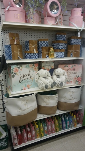 Fabric Store «Jo-Ann Fabrics and Crafts», reviews and photos, 244 Worcester Rd, Natick, MA 01760, USA