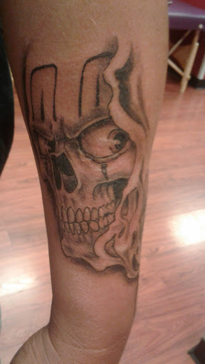 Body Piercing Shop «Rebel Ink Tattoo/Body Piercing», reviews and photos, 330 N Dysart Rd, Goodyear, AZ 85338, USA