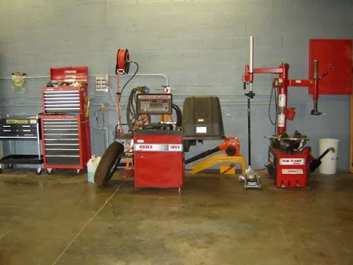 Auto Repair Shop «29th Street Auto», reviews and photos, 2925 N 29th St, Phoenix, AZ 85016, USA