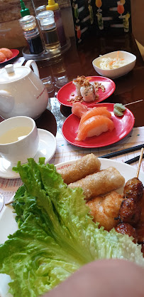 Plats et boissons du Restaurant de type buffet Aux Baguettes d'Asie à Soisy-sous-Montmorency - n°1