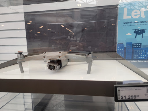 Electronics Store «Best Buy», reviews and photos, 23000 Eureka Rd, Taylor, MI 48180, USA