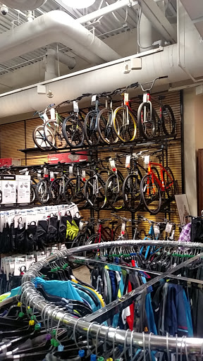 Sporting Goods Store «SCHEELS», reviews and photos, 101 Jordan Creek Pkwy #4000, West Des Moines, IA 50266, USA