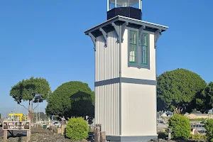 Table Bluff Lighthouse image