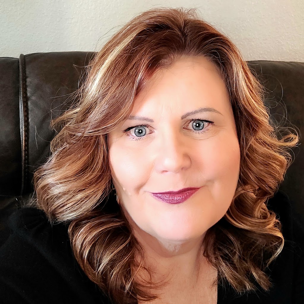 Rikki's Hair Studio 63049